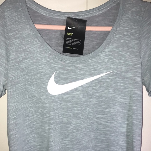 Tops - ✨ NWT NIKE women’s size medium shirt ✨ super soft!